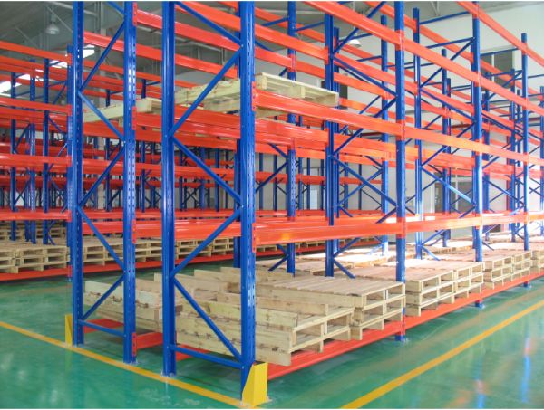 横梁式货架存储方式
