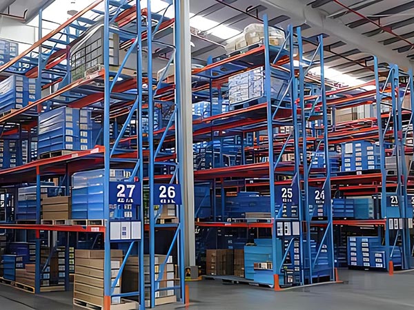 新能源行业仓库货架怎么选择