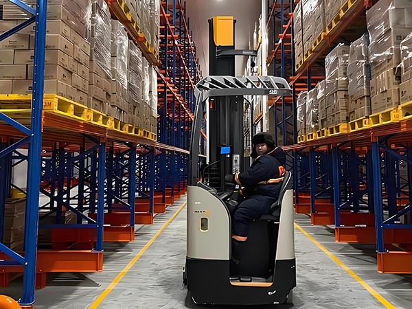 冷链行业仓库货架怎么选择